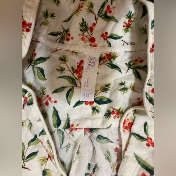 Above Stars | Large Printed Pajama Set - Picture 3 of 6